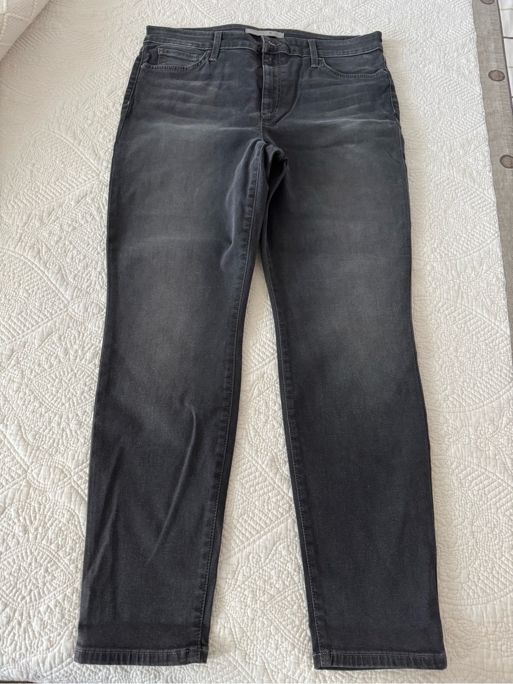 Joe's Jeans Women's Boyfriend Jeans in Washed Black